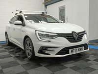 2021 Renault Megane 1.5 Blue dCi Iconic 5dr ESTATE DIESEL Manual