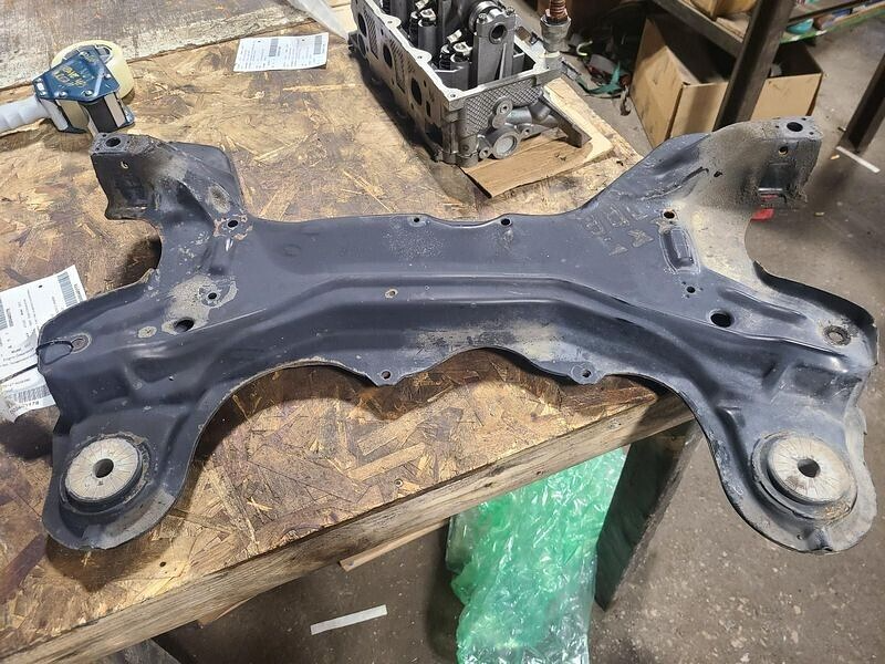 1998-2010 VOLKSWAGEN BEETLE FRONT Crossmember Sub-frame Engine