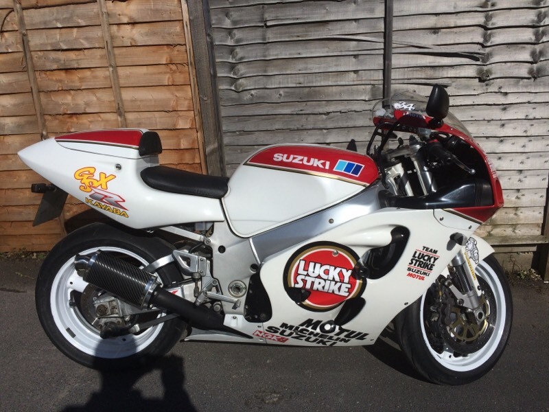 Suzuki gsxr srad