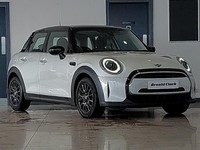 2023 MINI Cooper 1.5 Cooper Classic Premium 5dr Auto Hatchback Petrol Automatic