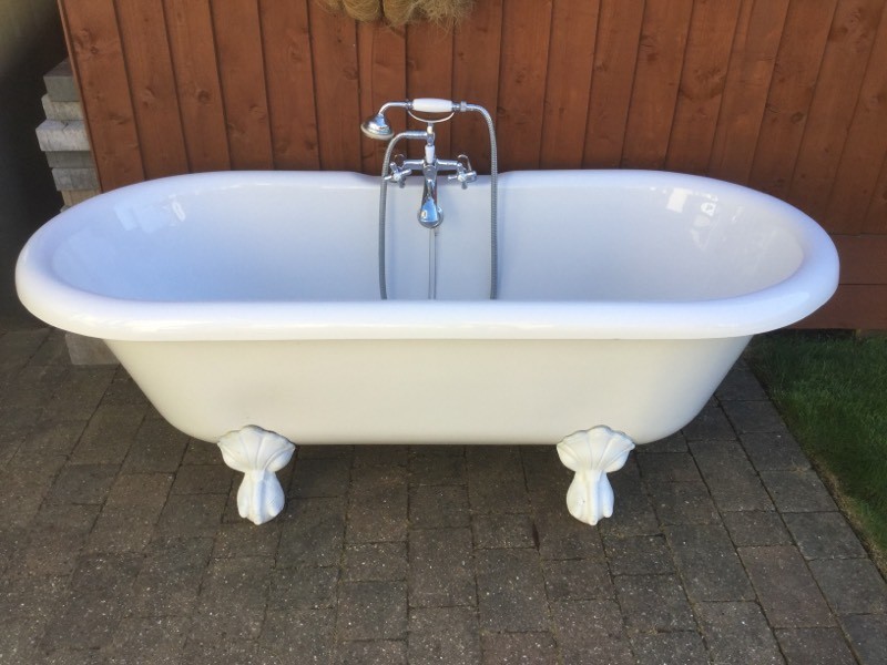 Free Standing Victorian Roll Top Bath - White | in Bournemouth, Dorset ...