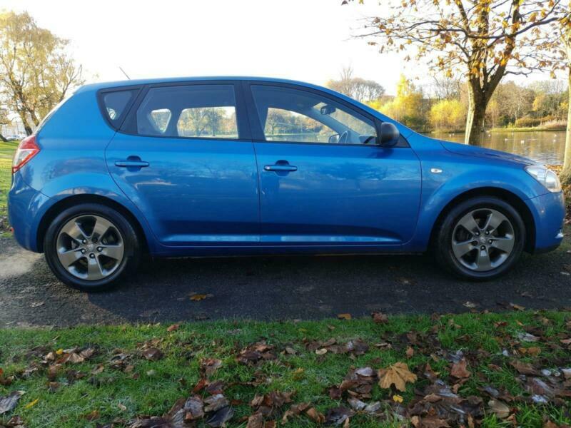 KIA CEED 1.4 STRIKE 5 DOOR HATCHBACK 2010 60 REG 77,000 MILES FSH 2