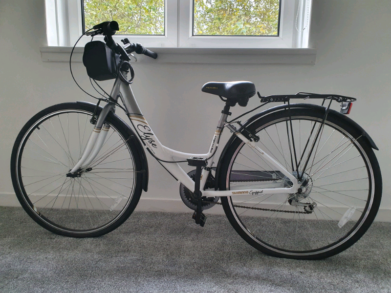 Ladies Halfords Bicycle **Reduced** in Thornliebank, Glasgow Gumtree