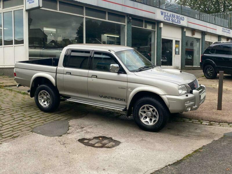Mitsubishi l200 2004