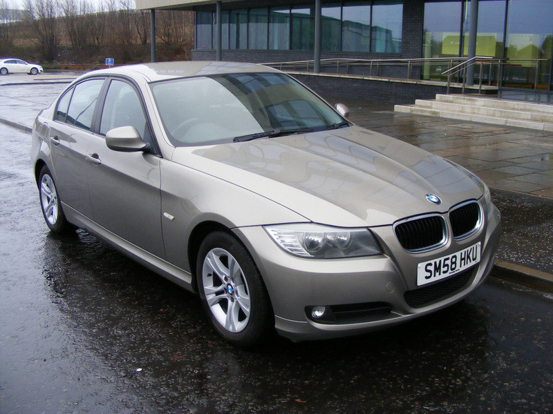Бмв 318i 2009