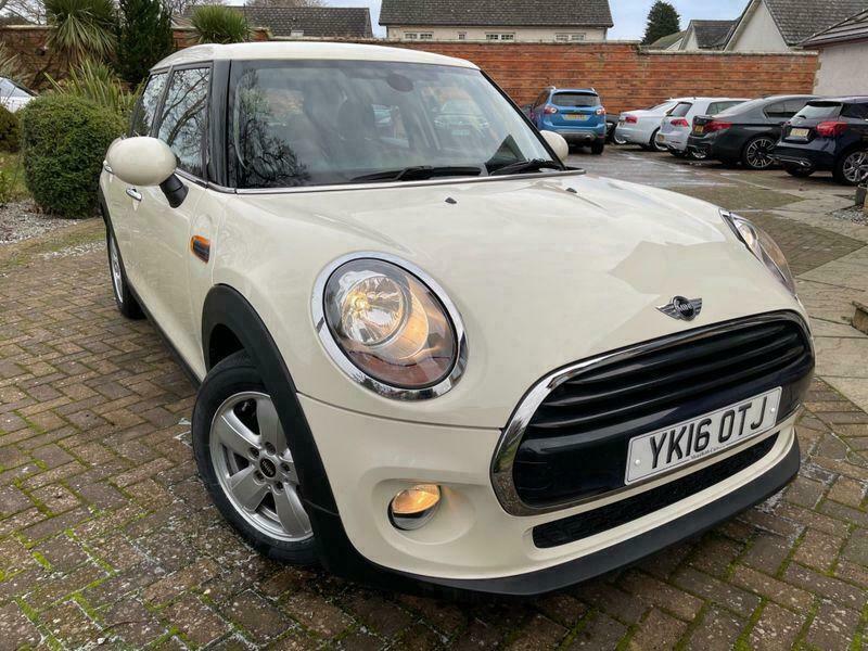 2016 MINI HATCHBACK 1.5 Cooper D 5dr HATCHBACK Diesel Manual in