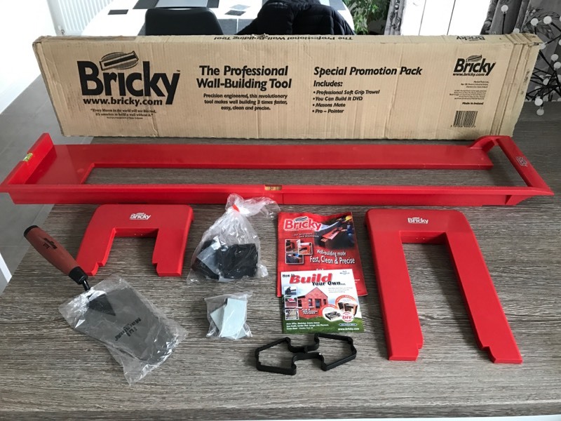 Bricky Professional Wallbuilding Tool. Unused in Dunfermline, Fife