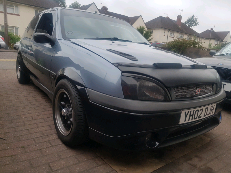 Ford fiesta mk5 st