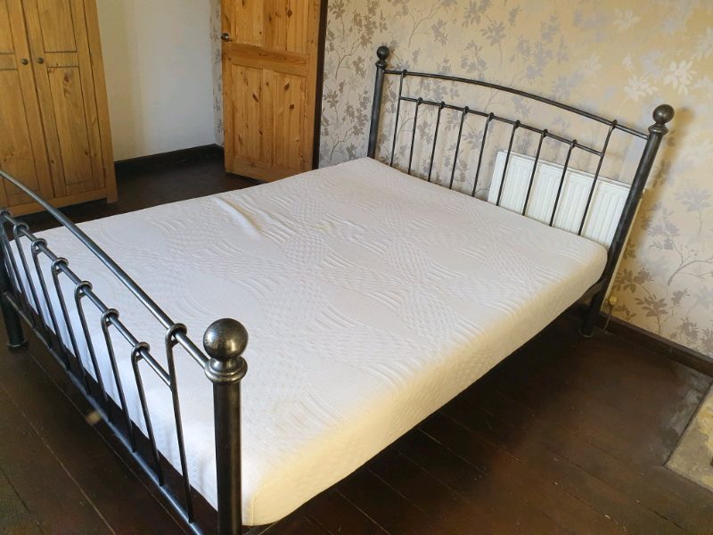 King Size Double Bed WITH MATTRESS INCLUADED in Saltney
