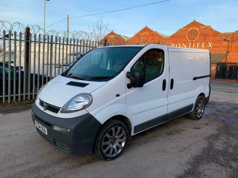 Opel vivaro 2004
