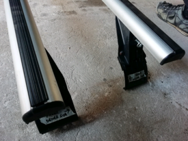 La Prealpina 10550 L1205n 7585 La Prealpina Steel Roof Bars Lockable Easy To Fit Amazon Co Uk Car Motorbike