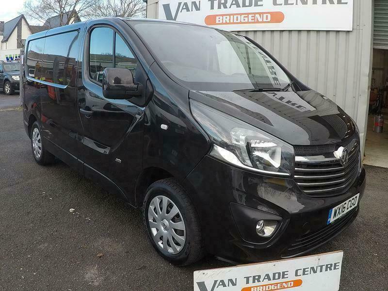 2016 Vauxhall Vivaro 2700 L1H1 CDTI SPORTIVE VAN *BLACK* Manual Panel