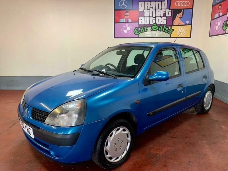 Renault clio 2001 года