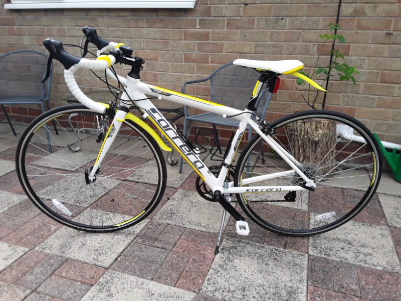 !SOLD !!! Carrera Corte Blade 7005 T6 Ltd Edition road racing bike. | in Beverley, East 