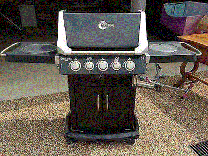 Fiesta Blue Ember 3 burner Gas BBQ with Rotisserie in Stratford