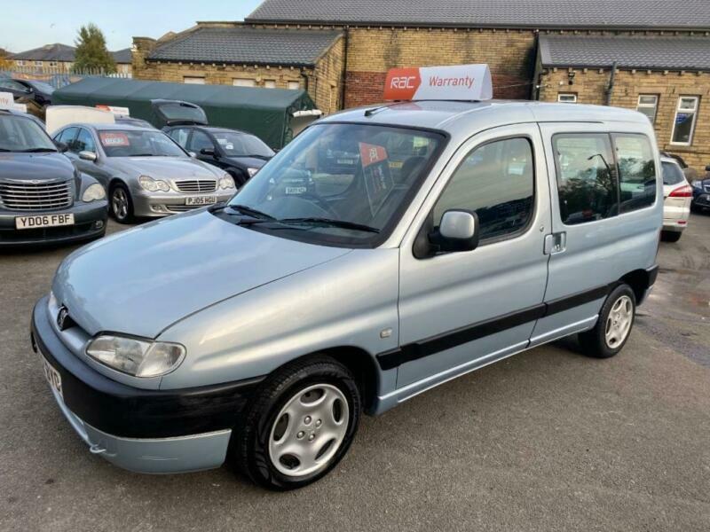 2002 Peugeot Partner Combi 1.4 5dr 5 door MPV in Greetland, West