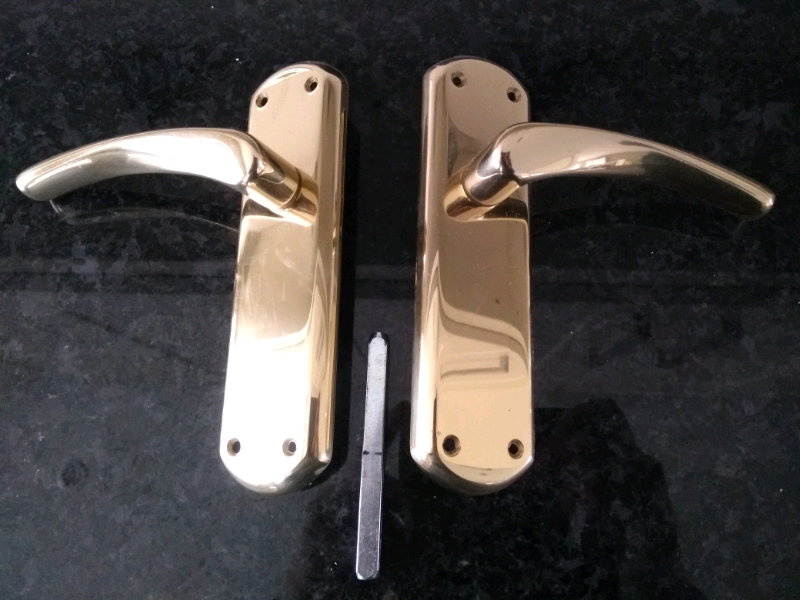 6 Pairs of Bertelli Garda Interior Door Handles in Hazel Grove