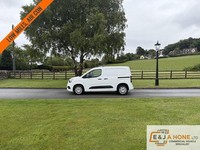 2020 Vauxhall COMBO CARGO 2300 1.5 Turbo D 100ps H1 Sportive Van PANEL VAN DIESE