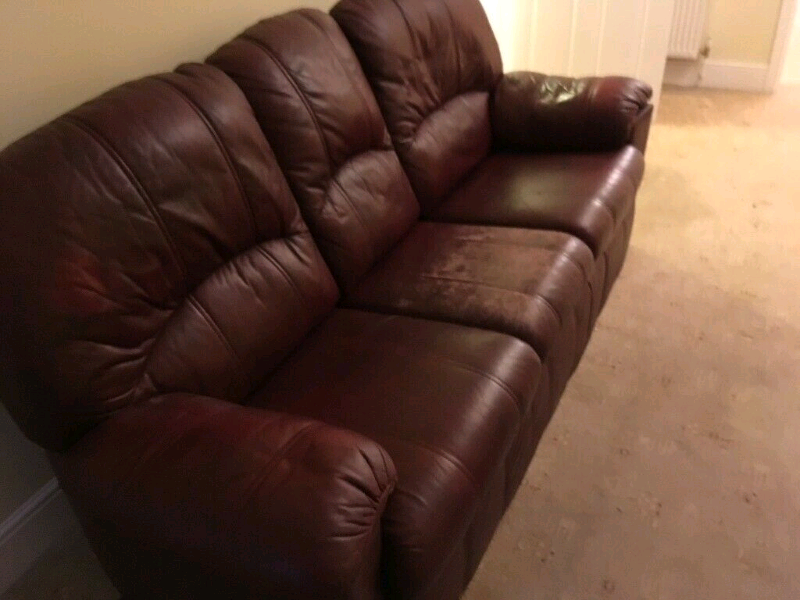 Burgundy leather sofa in Newcastle, Tyne and Wear Gumtree