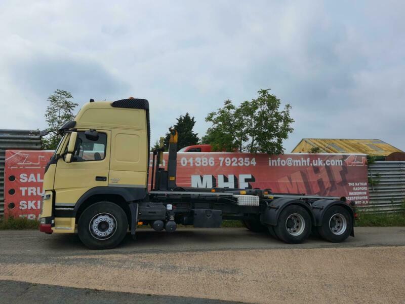 Hooklift for sale in UK 56 secondhand Hooklifts