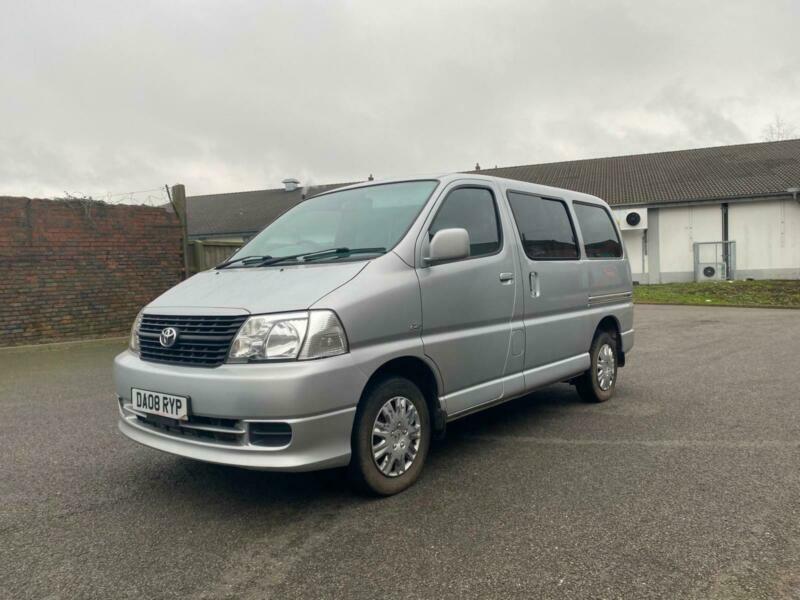 Toyota hiace 200