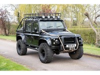 Land Rover Defender 110 TDCi XS Pickup Diesel Manual
