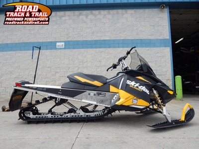 2012 Ski-Doo Summit SP 800R Black / Yellow