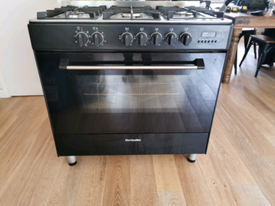Range cooker 6 month old 