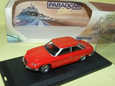 PANHARD 24 BT Rouge 1965 PARADCAR 121 1:43 résine