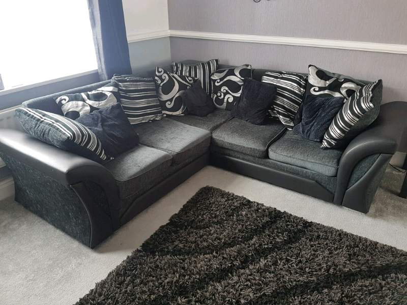 Corner settee in Sunderland, Tyne and Wear Gumtree