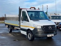 MERCEDES SPRINTER DROPSIDE WITH TAILLIFT.