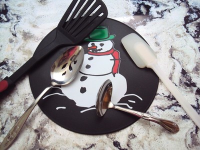 Black Silicone Snowman Kitchen Hot Pad, Table Placemat, Table Trivet, Table Mat