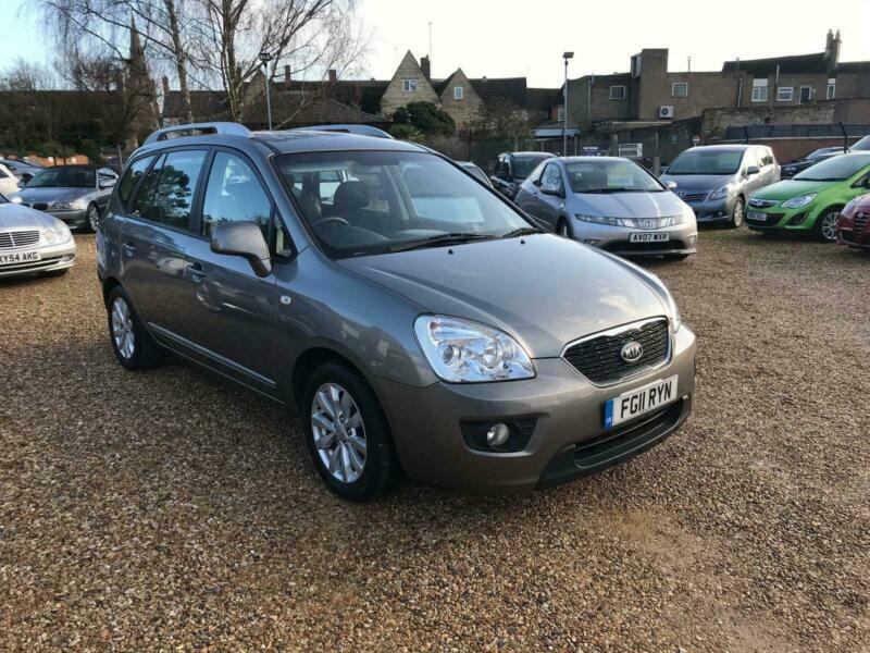 Kia carens 2011