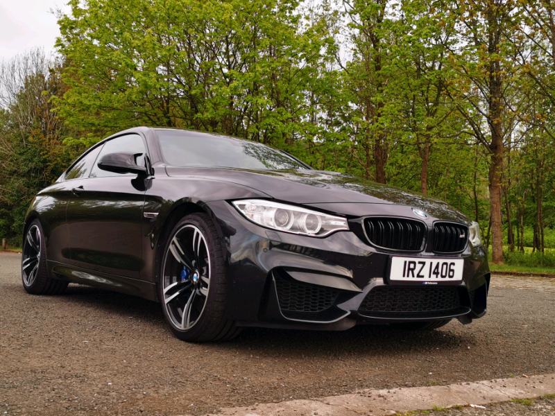 Bmw m4 black