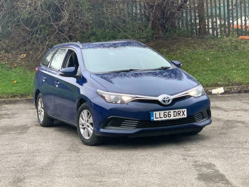 2016 Toyota Auris 1.8 Hybrid Active CVT Estate Hybrid Automatic in