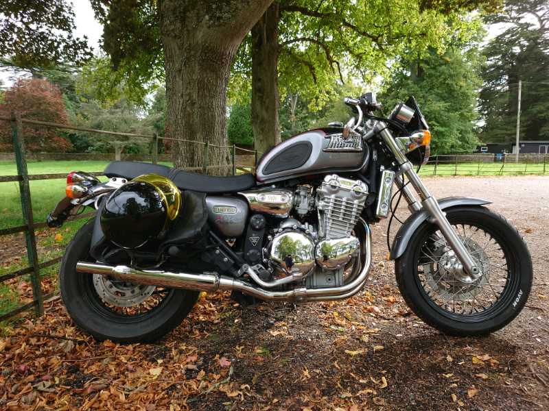 Triumph Thunderbird 900 café racer/roadster/custom/retro in