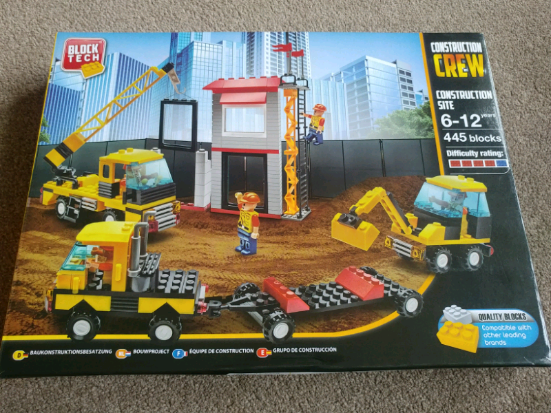 Block Tech Construction Crew Construction Site set (like lego) in