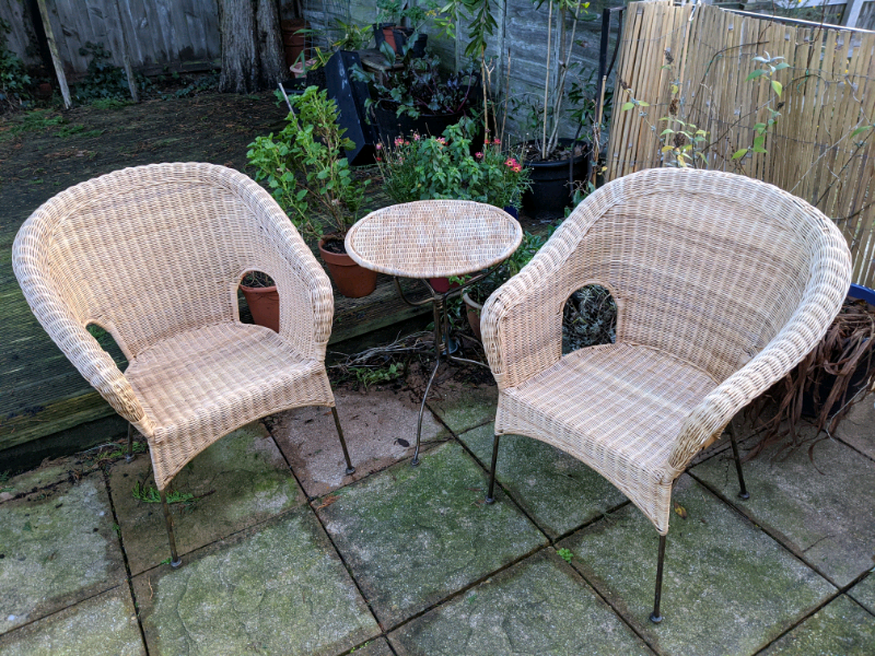 Wicker and metal garden set, two chairs and matching table | in Poole
