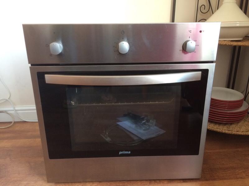 PRIMA builtin fan assisted electric oven LPR9022 in StocktononTees