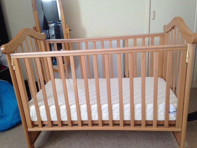 Cosatto dropside cot with mattress in Pitsea, Essex Gumtree