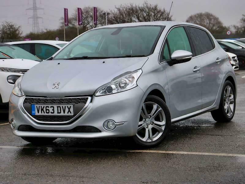 Peugeot 208 2013