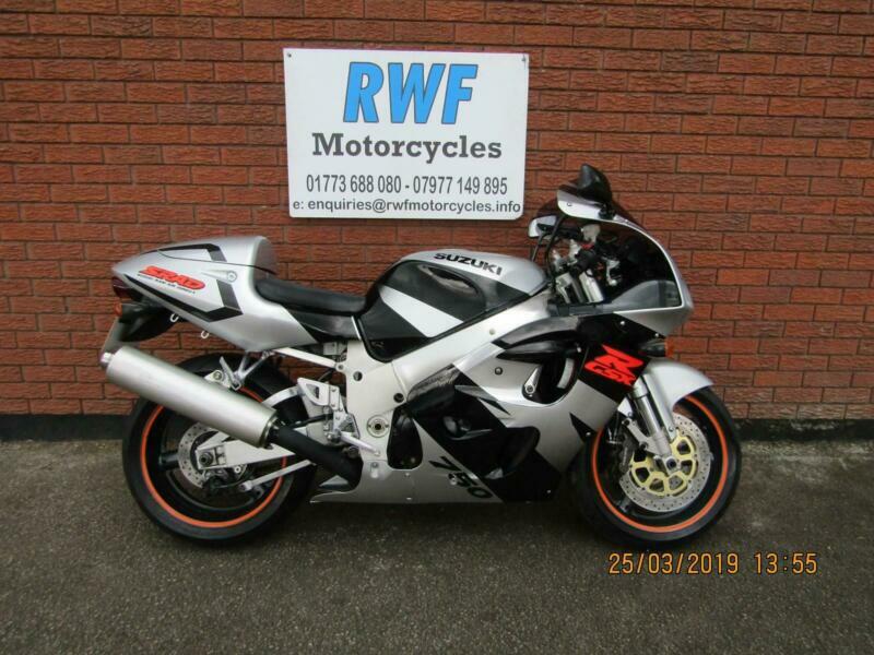 Suzuki gsxr 750 srad
