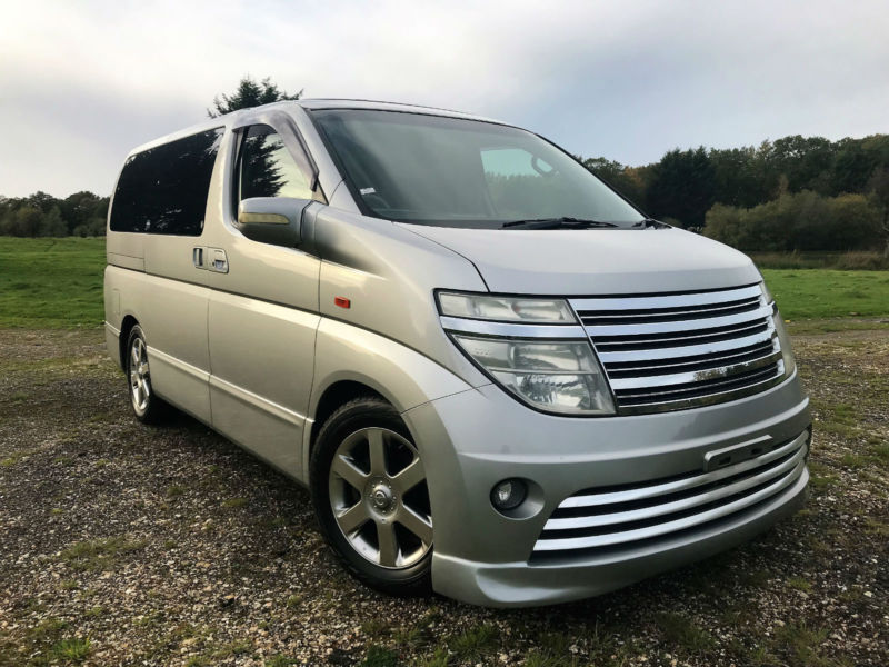 Nissan elgrand 2002