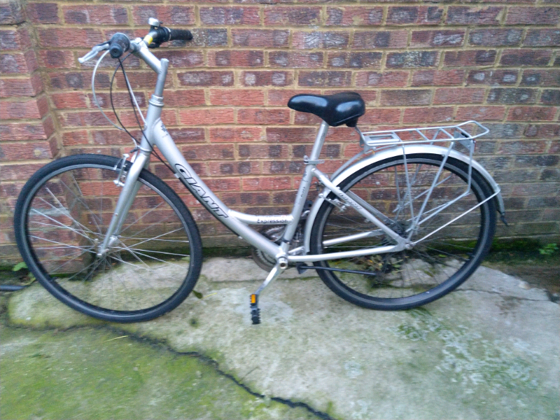 Giant ladies bike in Heathrow, London Gumtree