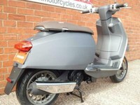LAMBRETTA V125 SPECIAL SCOOTER