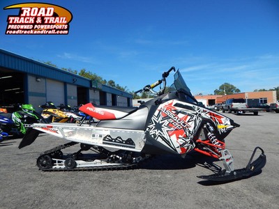 2012 Polaris® 800 Switchback® Assault 144 Red / White / Black