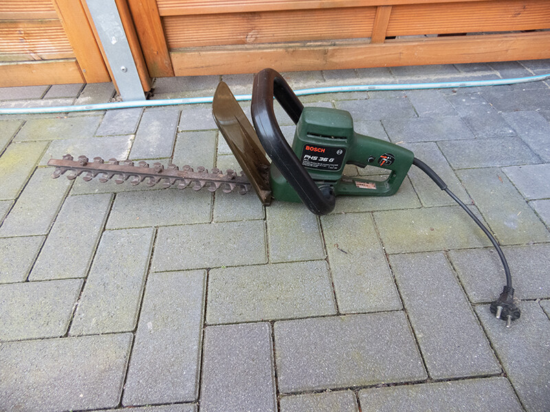 Bosch Elektro Heckenschere PHS 36 G, 380 Watt, 360mm Schnittlänge