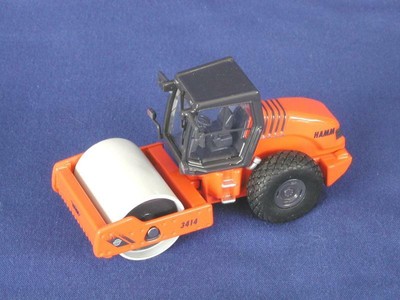 NZG 604 Hamm HT3414 Roller Asphalt Compactor 1/50 Die-cast MIB