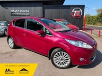 Ford Fiesta TITANIUM-AUTO, ONLY 21764 MILES, HEATED SCREEN, SERVICE HISTORY
