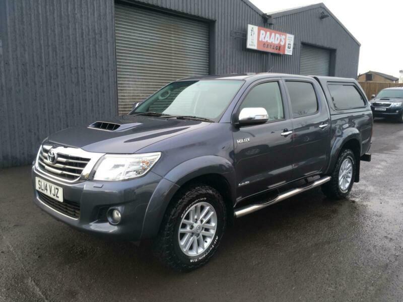* SOLD * 2014 Toyota Hilux Invincible 3.0D4D Double Cab 4x4 Diesel
